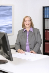  Angelika Bühl, Steuerfachangestellte
Bilanzbuchhalterin, Idar-Oberstein